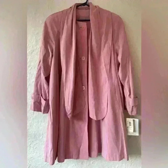 NWT vintage Gallery pink cape style, short trench coat with long lapel; M - Picture 1 of 9